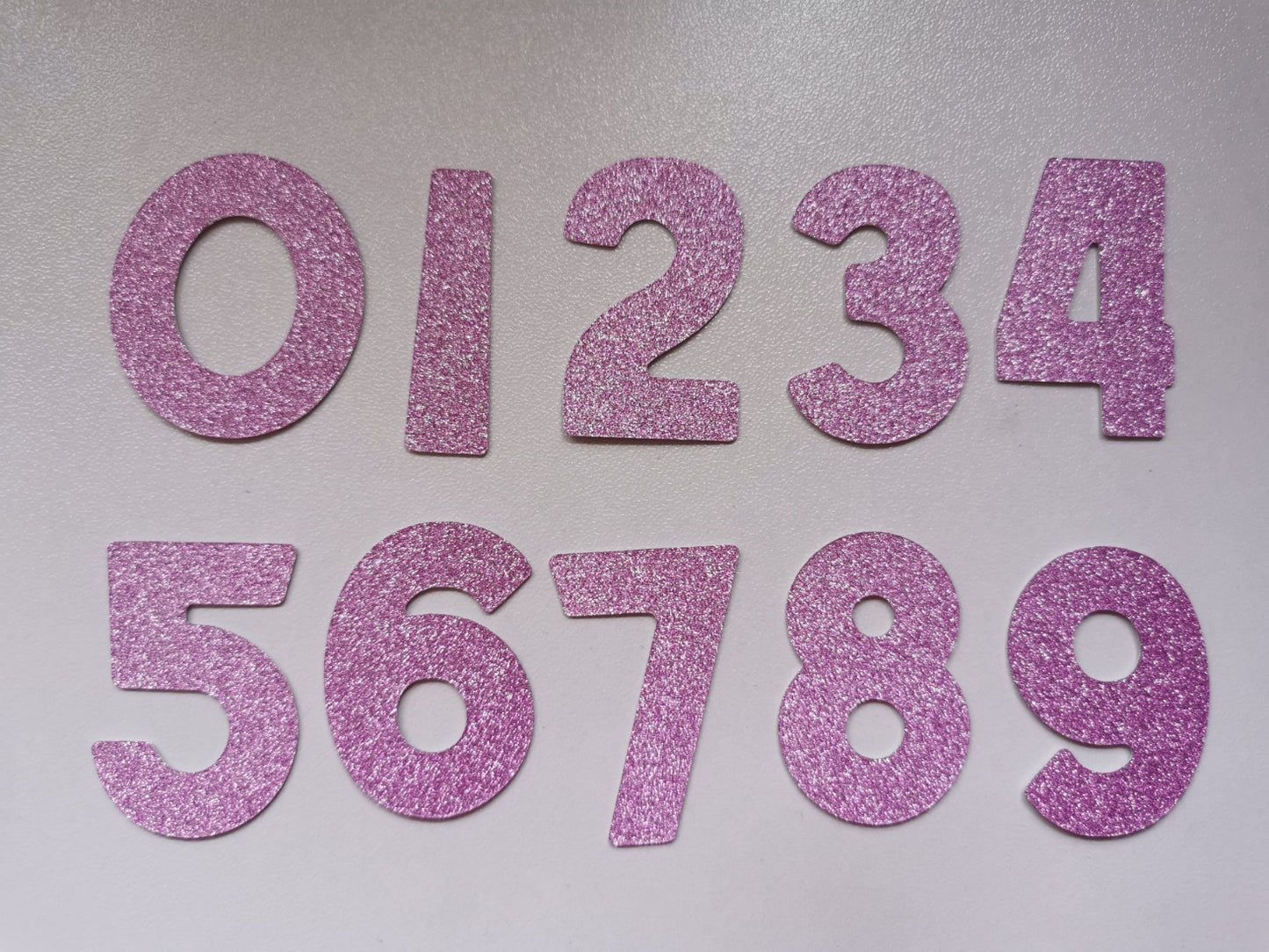 Pack of 20 3.5cm Holographic & Glitter Numbers 0-9 Card Toppers & Cake Toppers