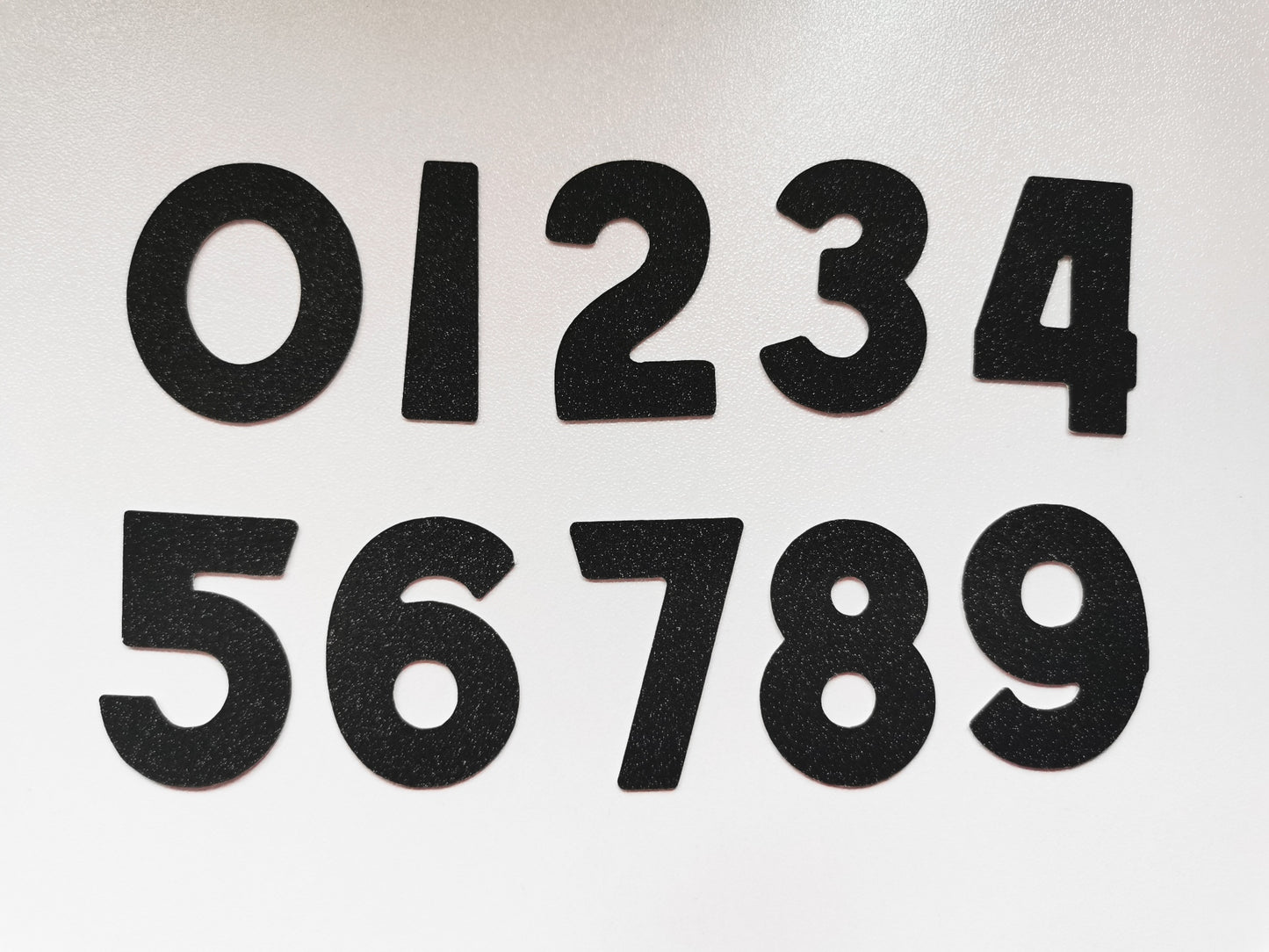 Pack of 20 3.5cm Holographic & Glitter Numbers 0-9 Card Toppers & Cake Toppers