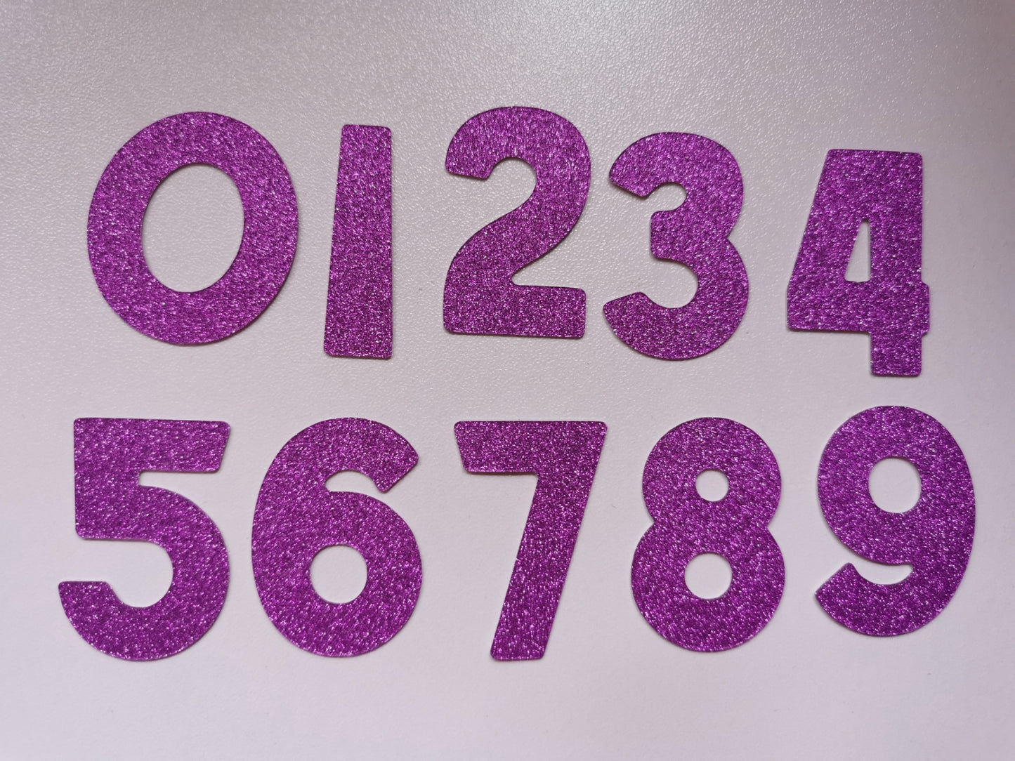 Pack of 20 3.5cm Holographic & Glitter Numbers 0-9 Card Toppers & Cake Toppers